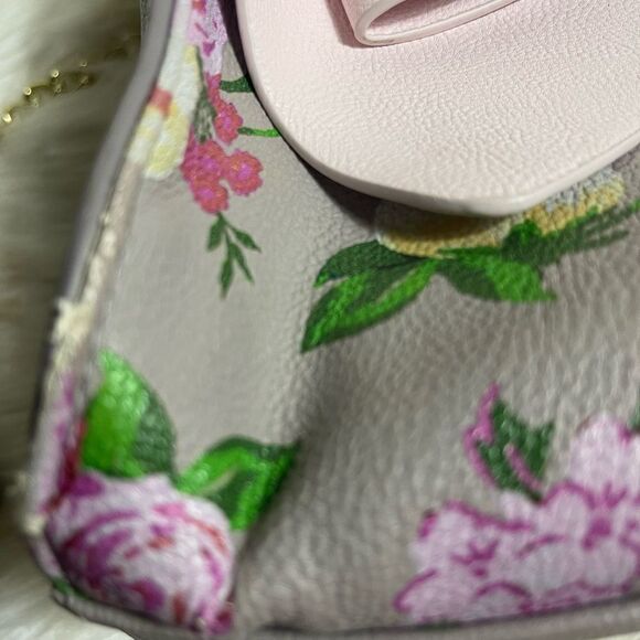 Betsey Johnson Synthetic Satchel/shoulder bag Floral&Pearl large pink bow accent - Picture 12 of 12